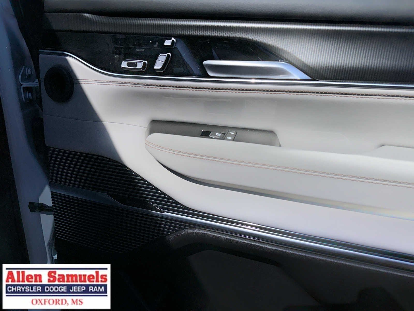 2026 Jeep Grand Wagoneer Summit Obsidian - Photo 58