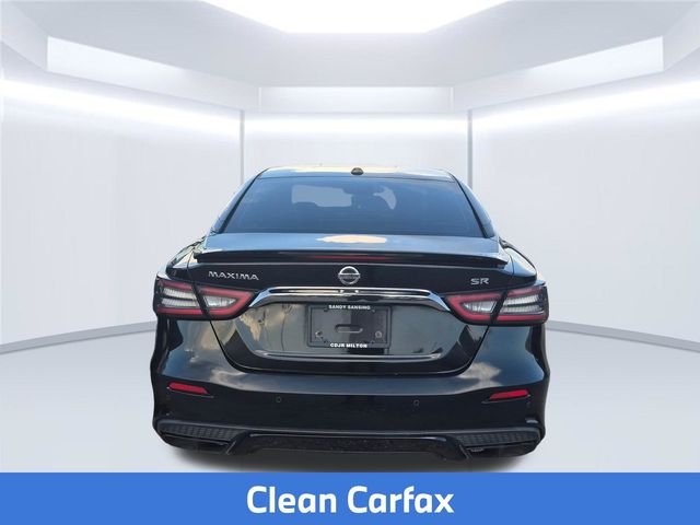 Used 2019 Black Nissan SR image 4