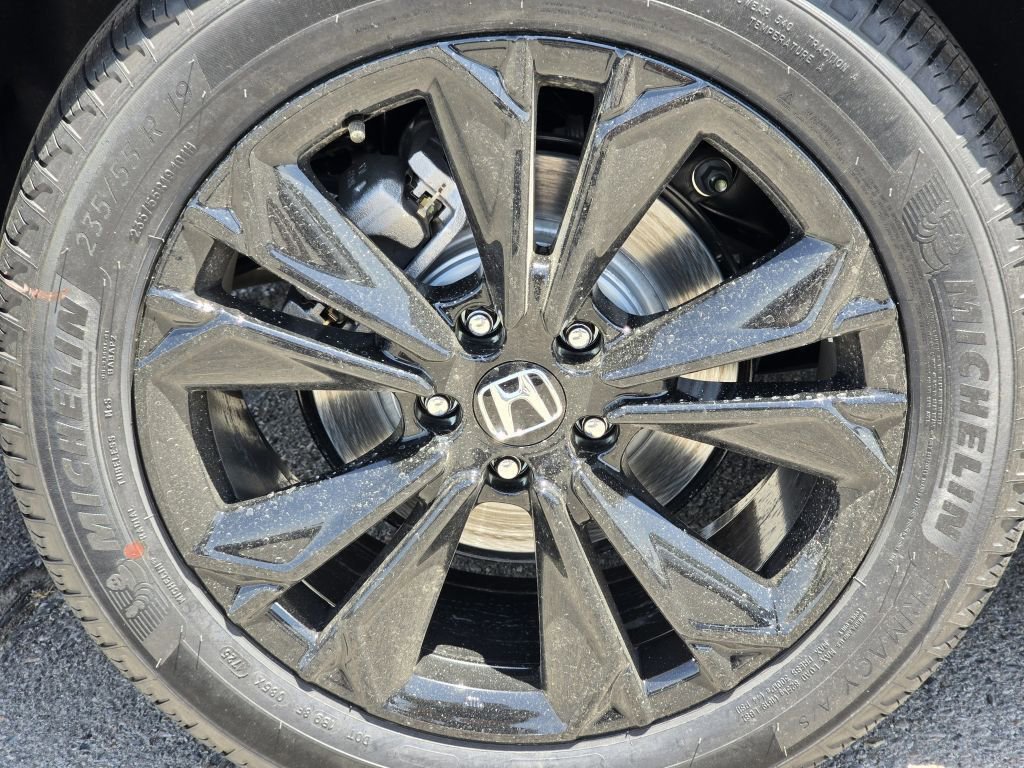 New 2026 Platinum White Pearl Honda Sport Touring image 13