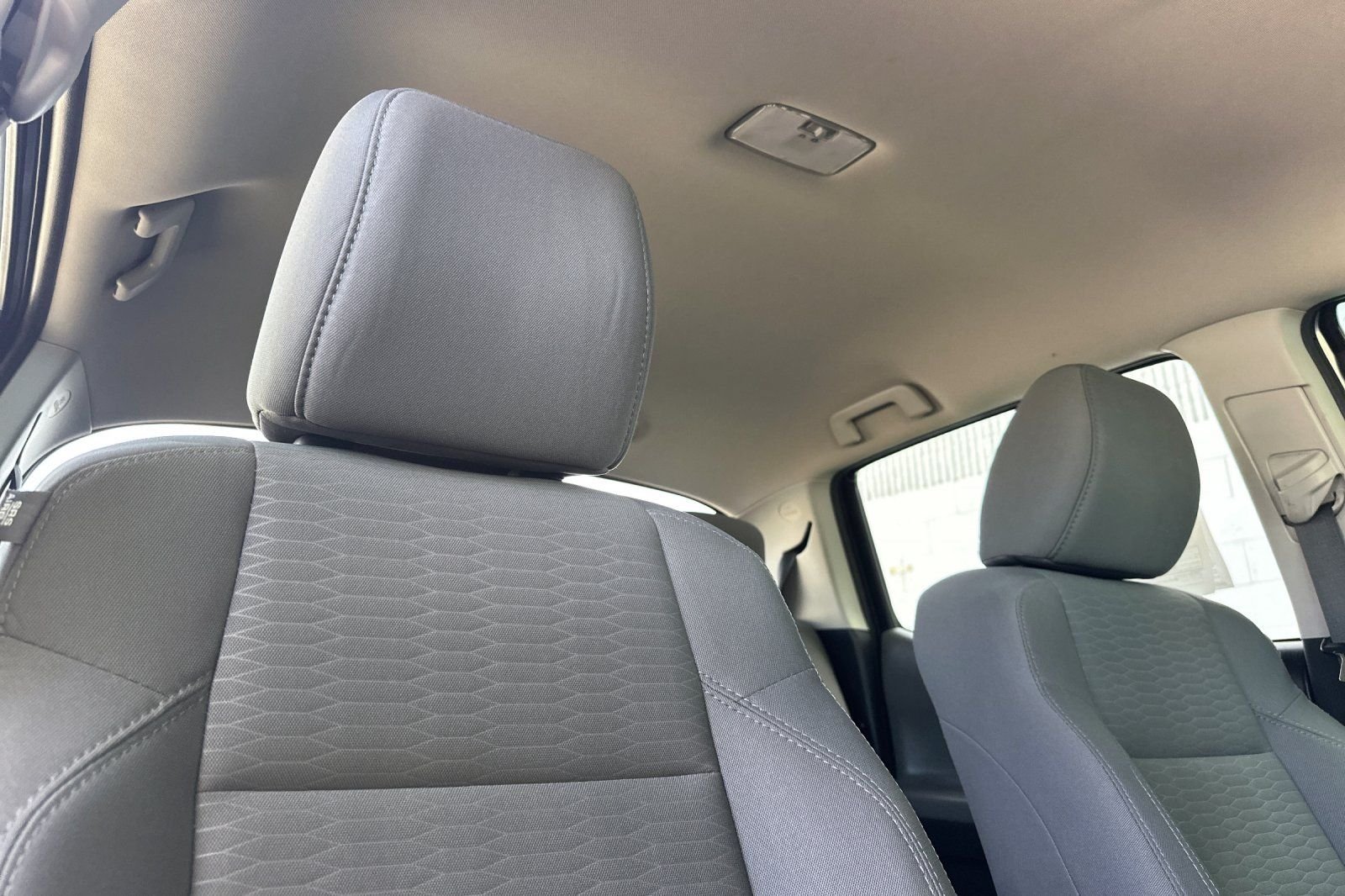 Used 2017 Silver Toyota SR5 image 16