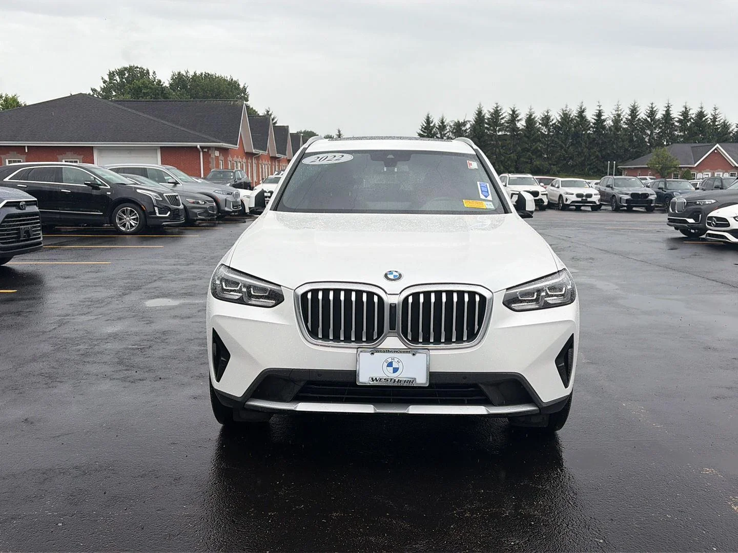 Used 2022 Mineral White Metallic BMW xDrive30i image 8