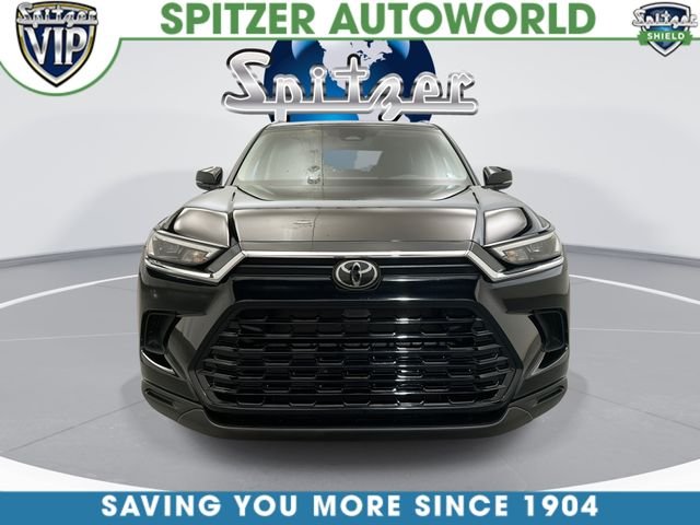 Used 2025 Black Toyota XLE image 4