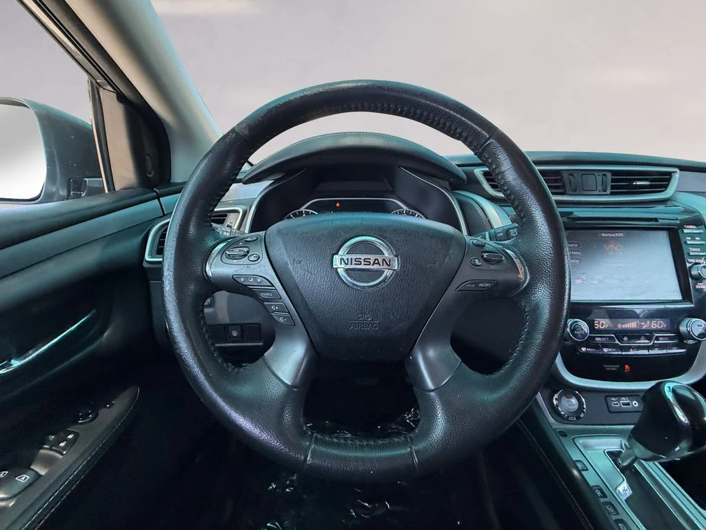 Used 2020 Gray Nissan SV image 13