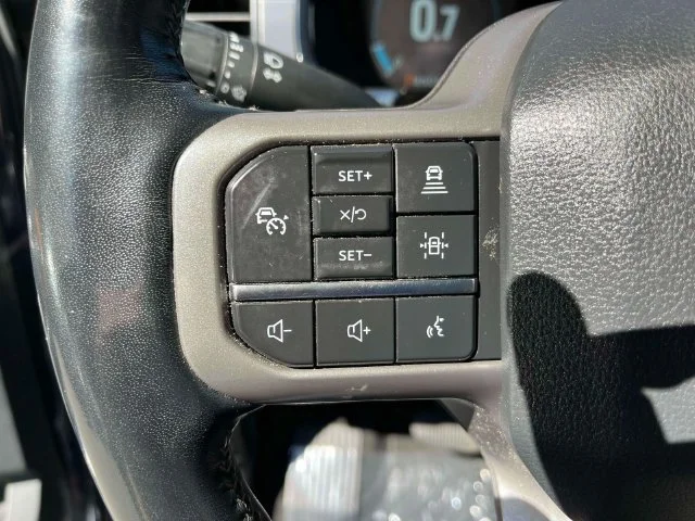 Used 2021 Quartz Metallic Ford Lariat image 29