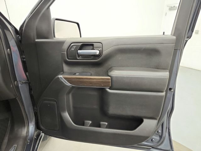 Used 2021 Gray Chevrolet LT image 40