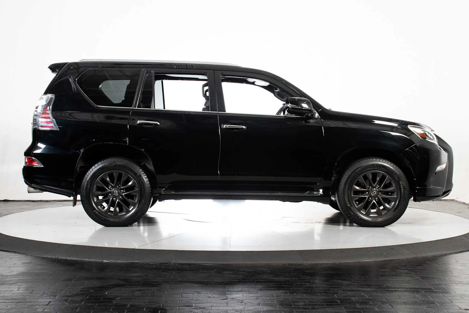 Used 2020 Black Onyx Lexus Premium image 8