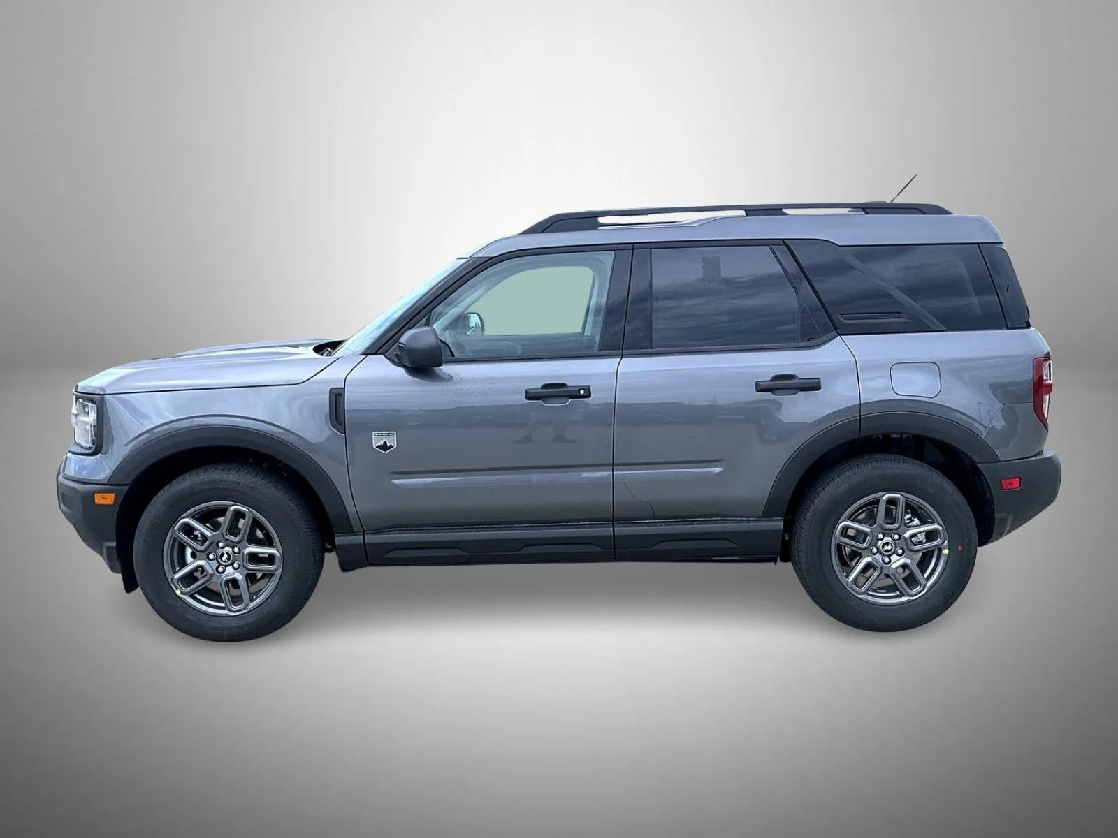 New 2026 Carbonized Gray Metallic Ford Big Bend image 8