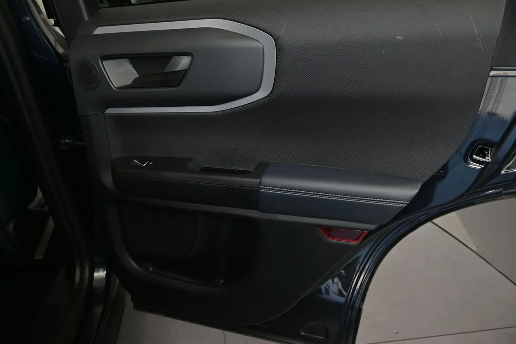 Used 2022 Blue Metallic Ford Outer Banks image 15