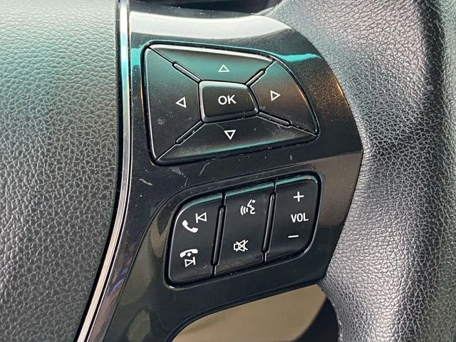 Used 2016 White Ford Limited image 20