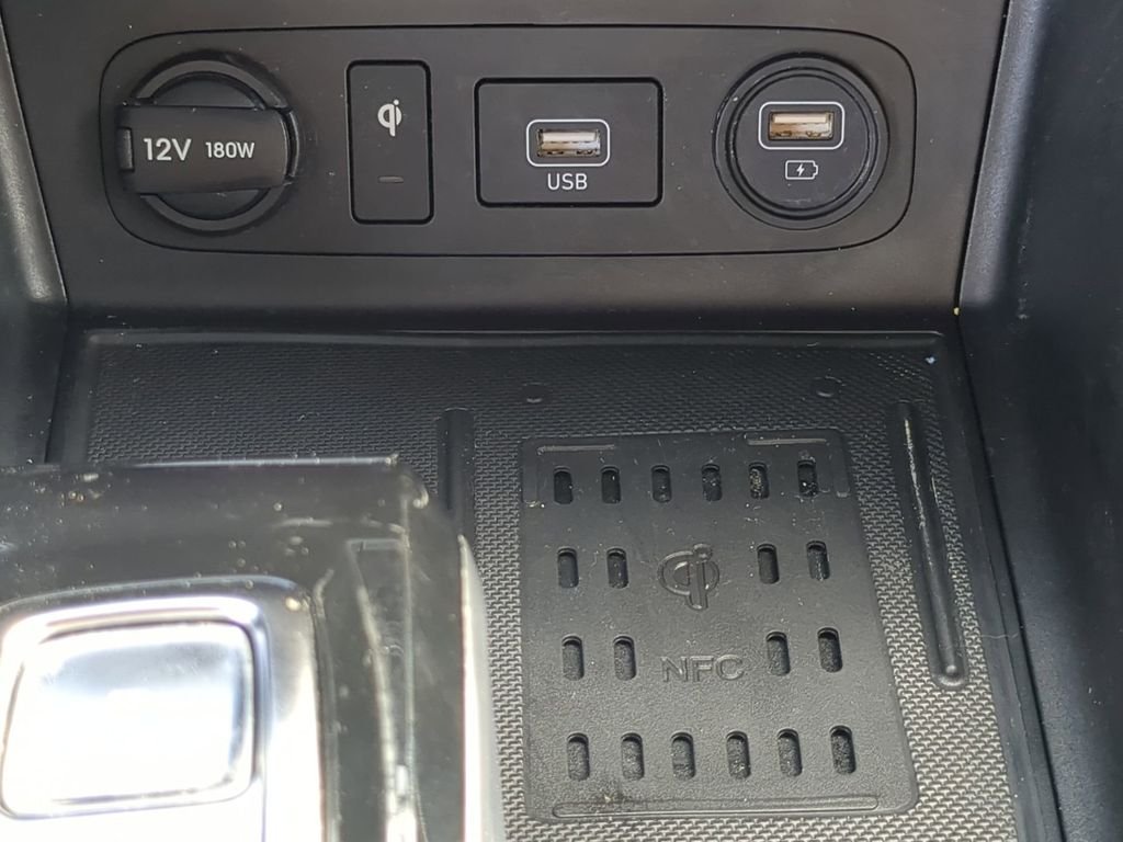 Used 2022 Blue Hyundai SEL Plus image 24