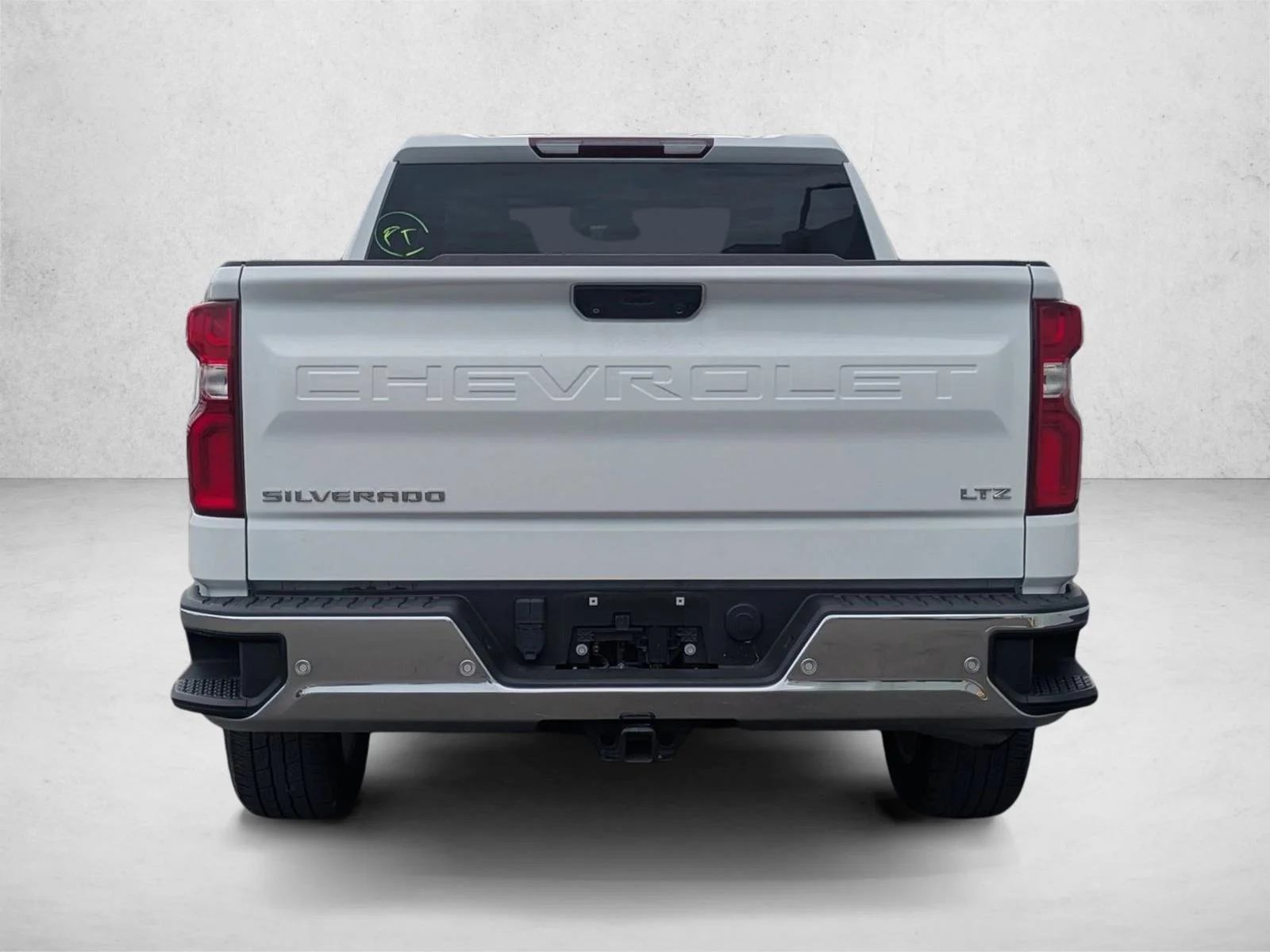 Used 2023 Summit White Chevrolet LTZ image 4