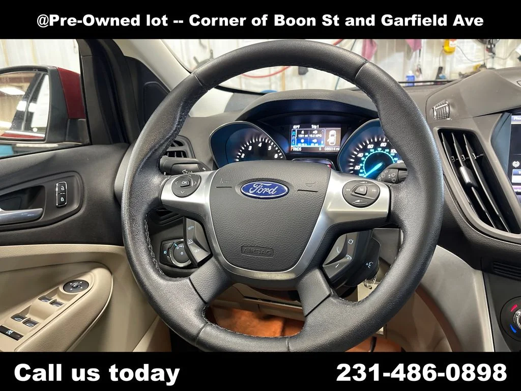 Used 2014 Orange Ford SE image 19