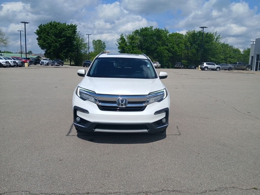 Used 2020 White Honda Touring image 3