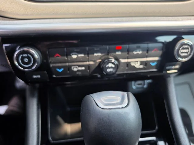 Used 2024 Blue Jeep Limited image 18