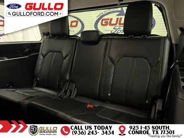 Certified Used 2020 White Metallic Ford Platinum image 15