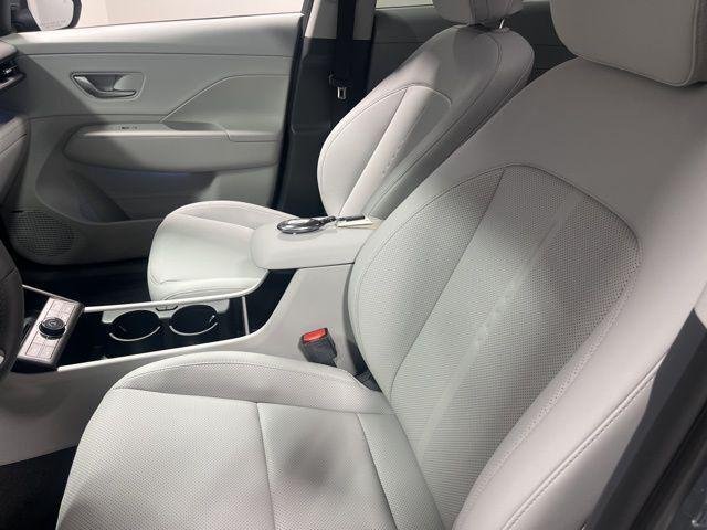 2026 Hyundai Kona Limited - Photo 8