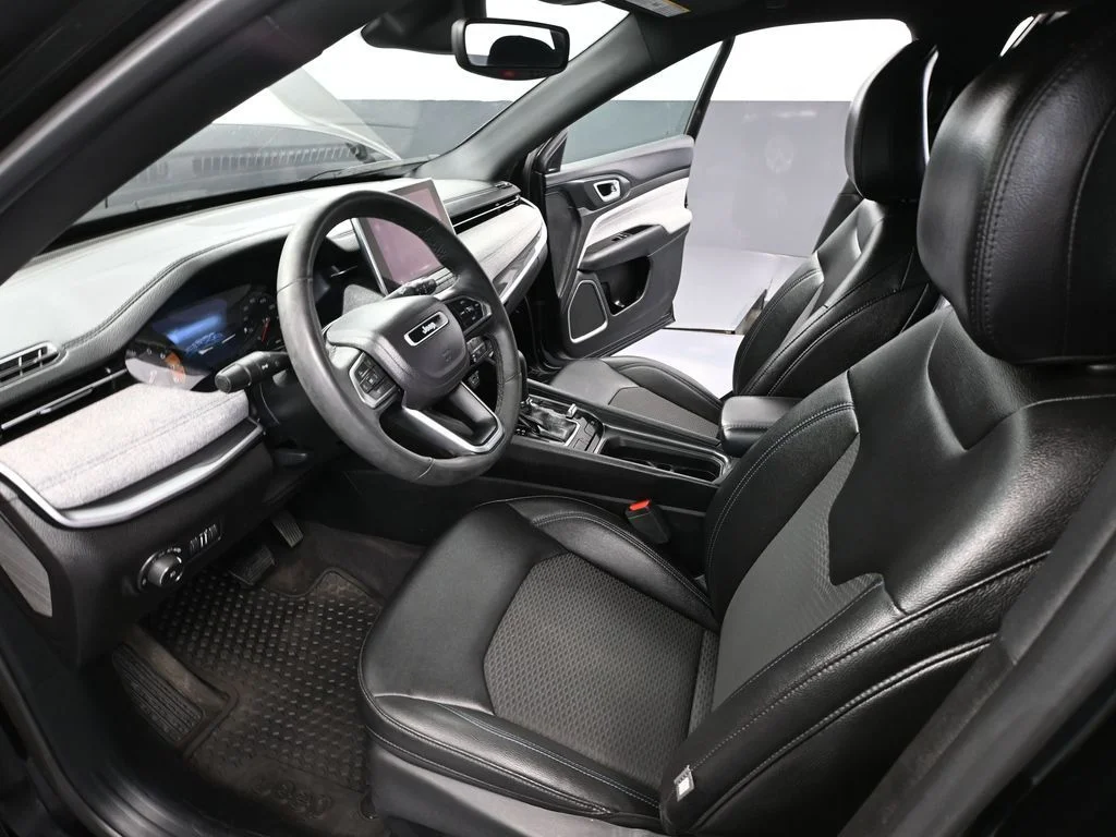 2024 Jeep Compass Latitude - Photo 23