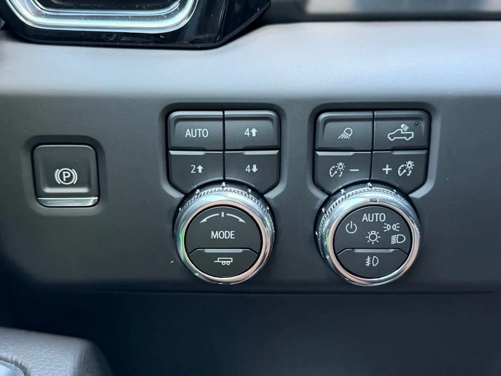 New 2026 Glacier White Tricoat GMC Denali image 9