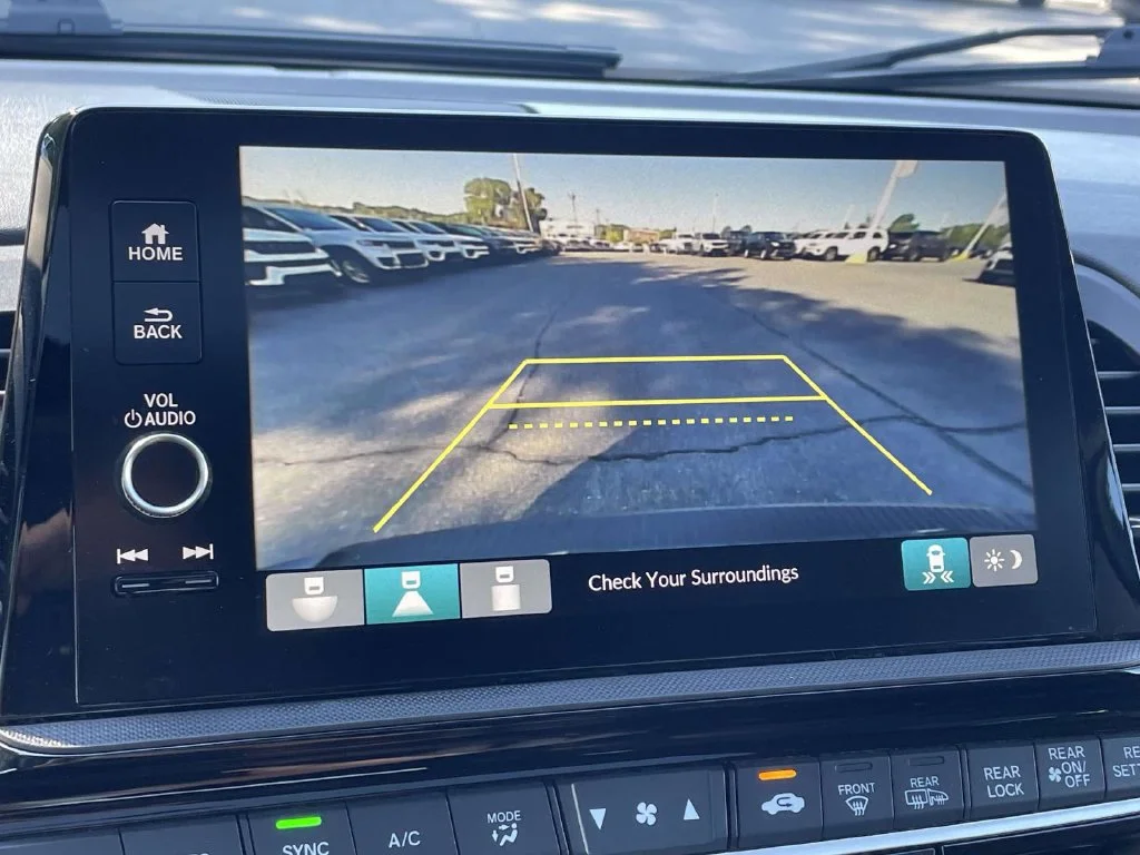 Used 2025  Honda EX-L image 38