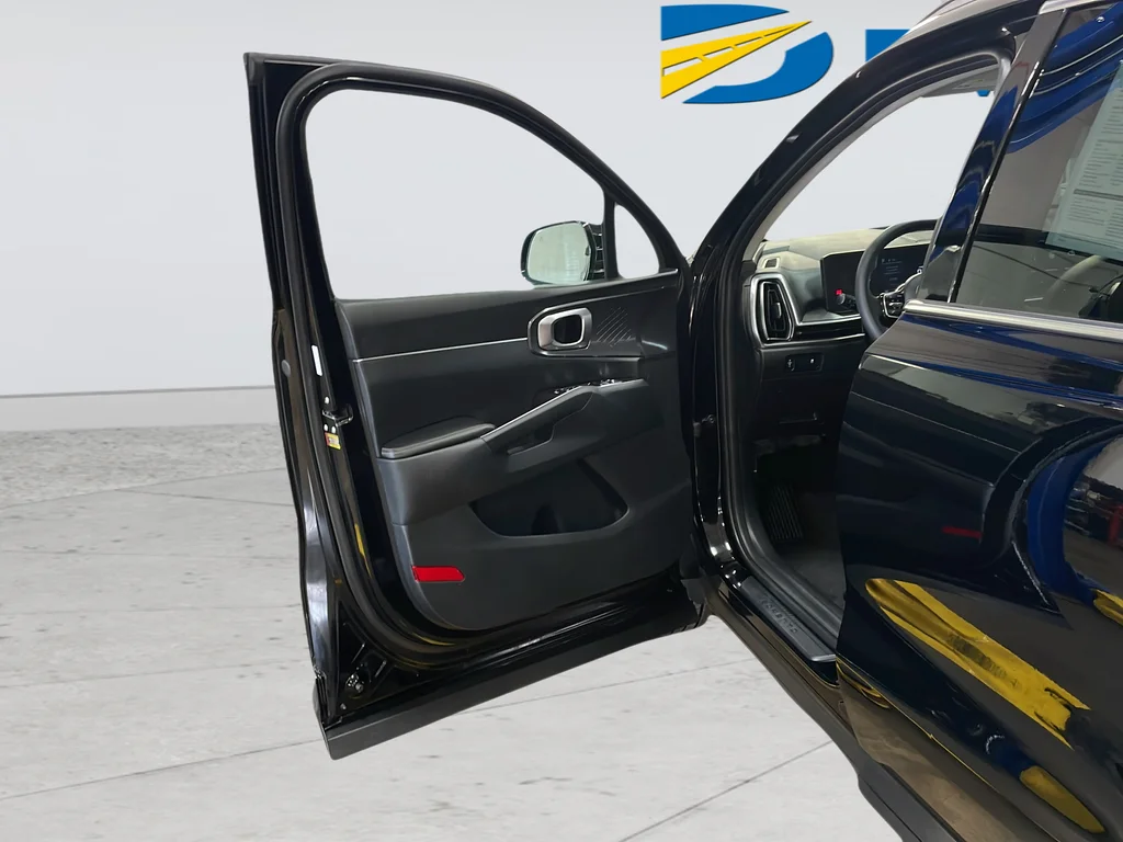 Used 2024 Black Kia S image 34