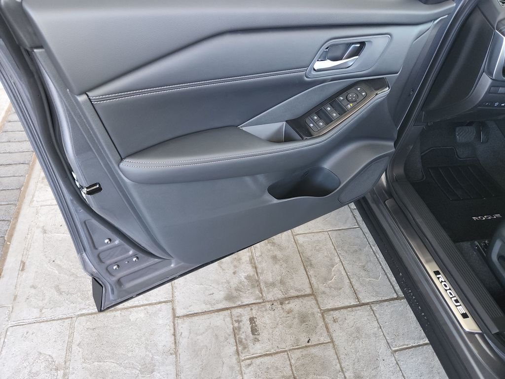 New 2026 Gun Metallic Nissan Dark Armor image 23