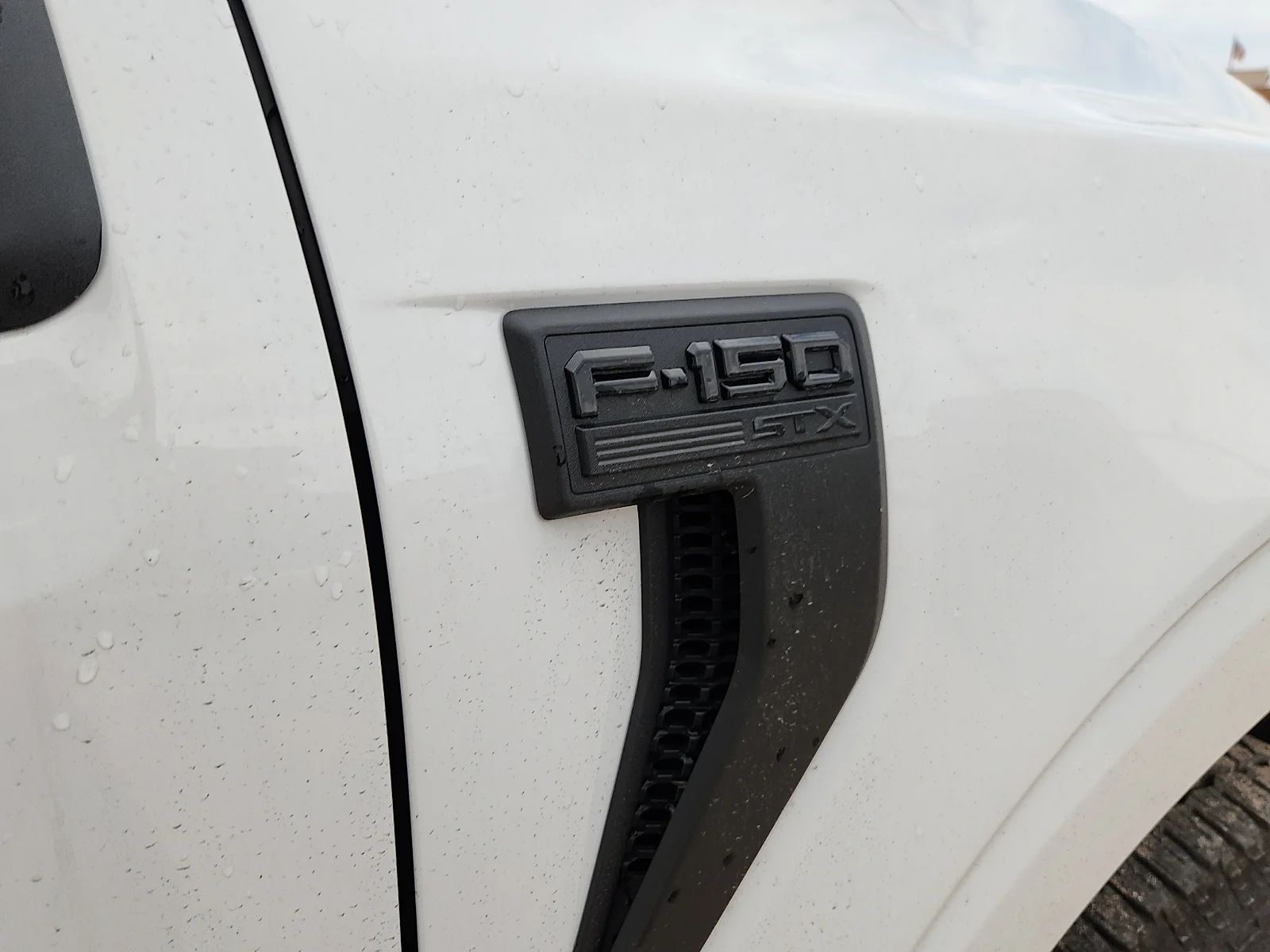 New 2026 Oxford White Ford STX image 10