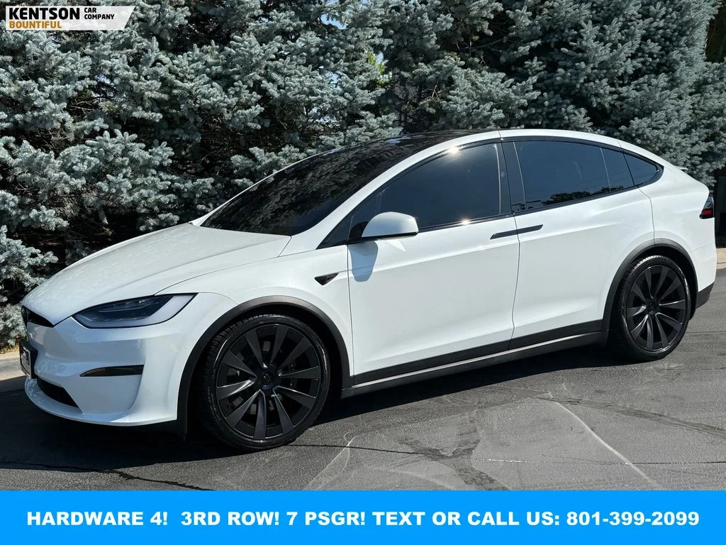 2023 Tesla Model X Long Range's photo