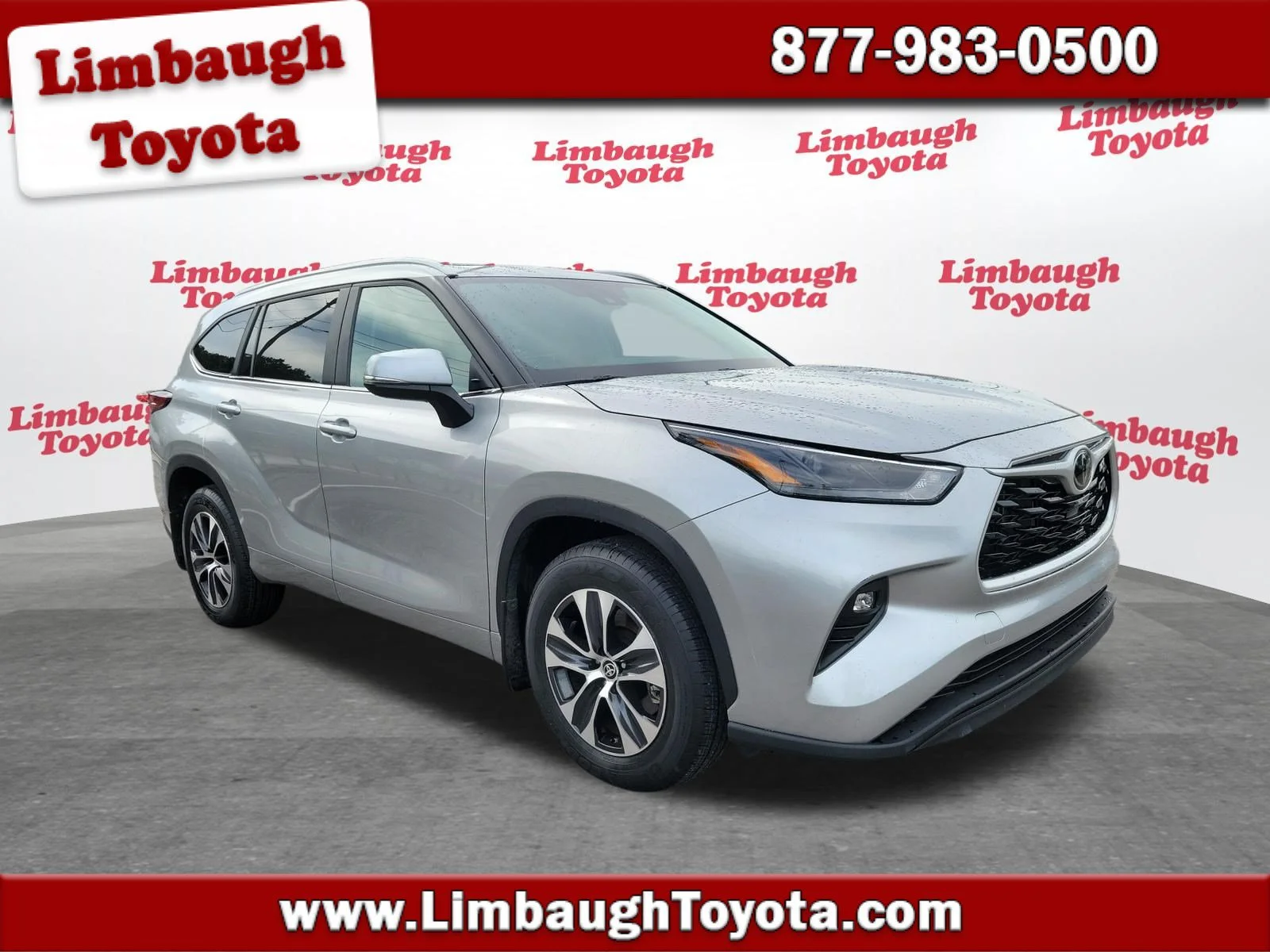 Used 2023 Silver Toyota XLE image 1