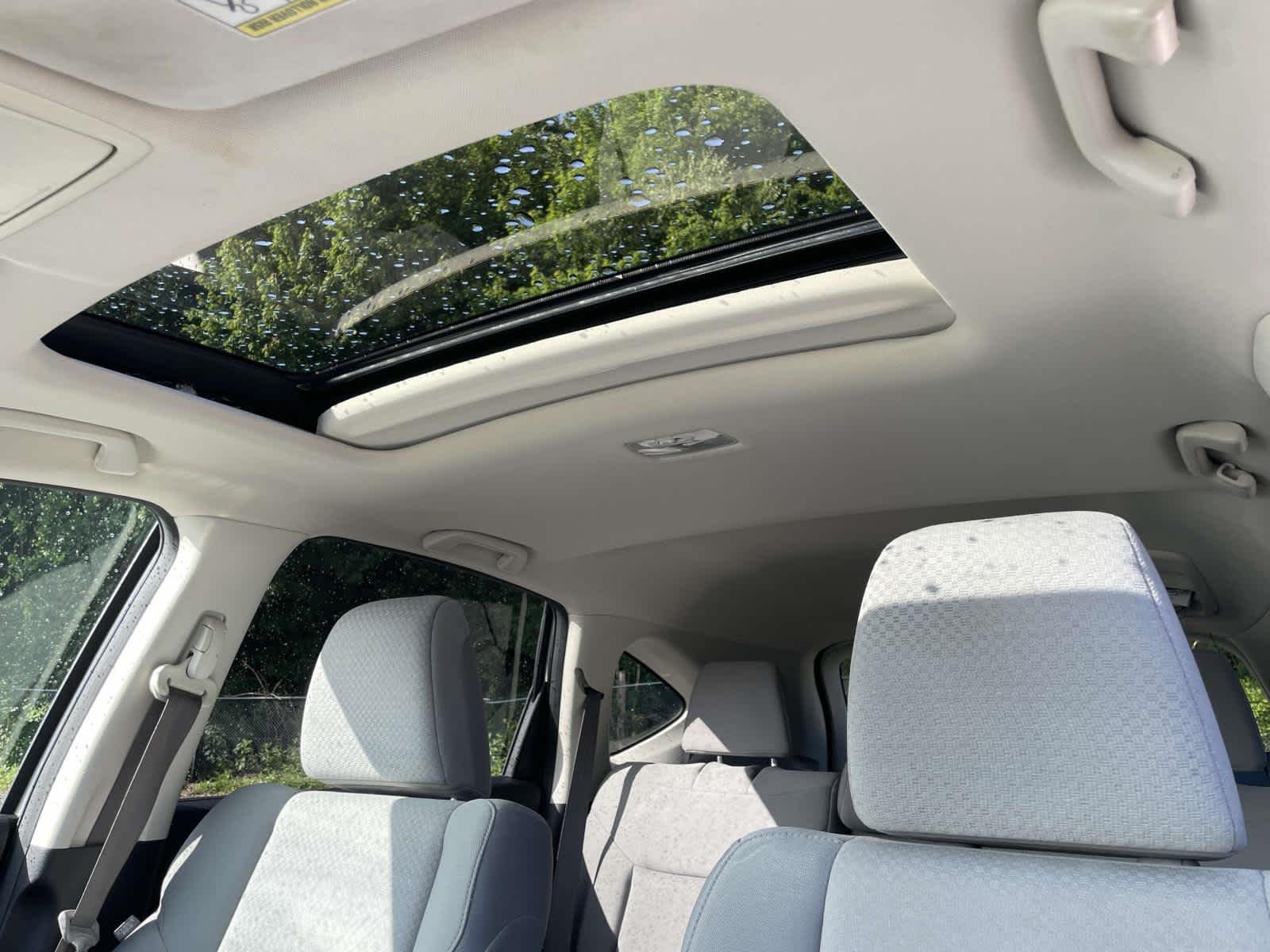 Used 2015 Alabaster Silver Metallic Honda EX image 6