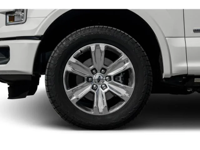 Used 2015  Ford  image 12