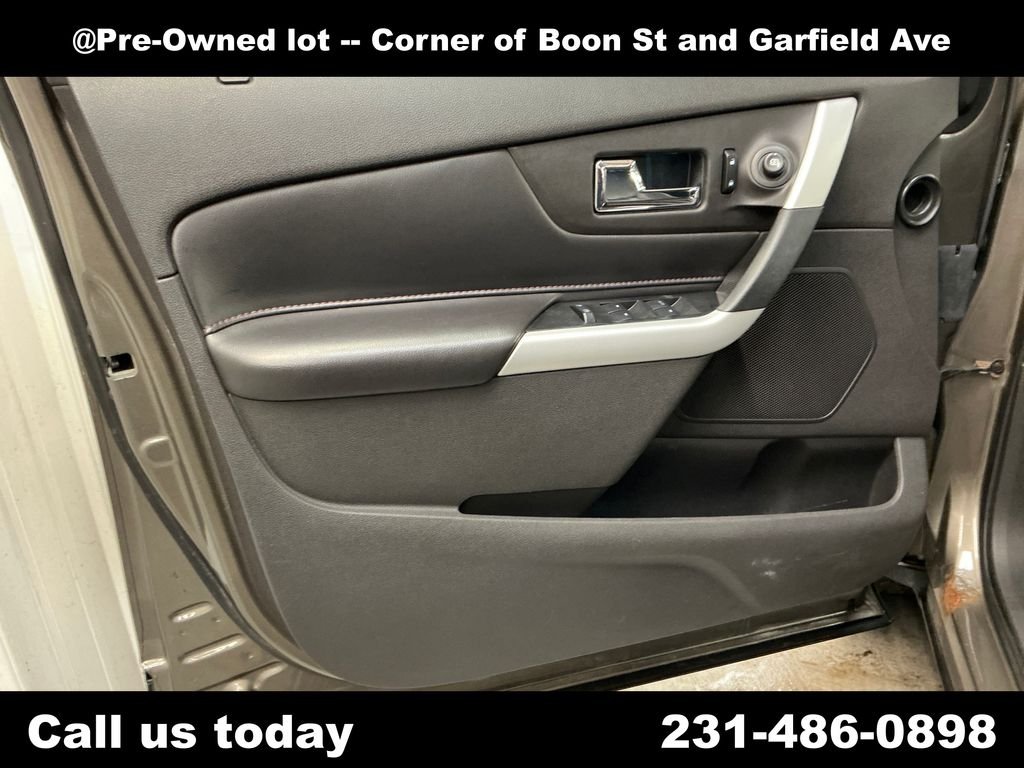 Used 2014 Gray Ford Limited image 15