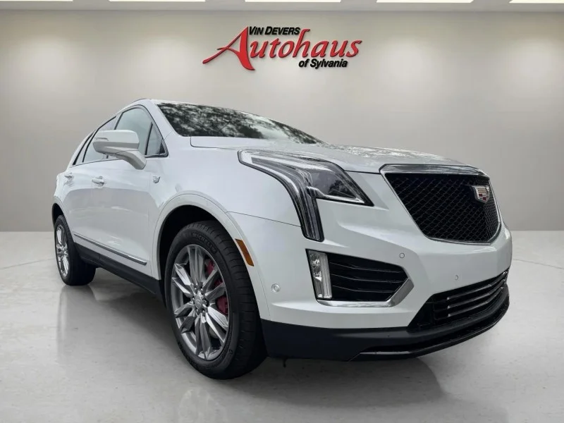 2024 Cadillac XT5 Sport