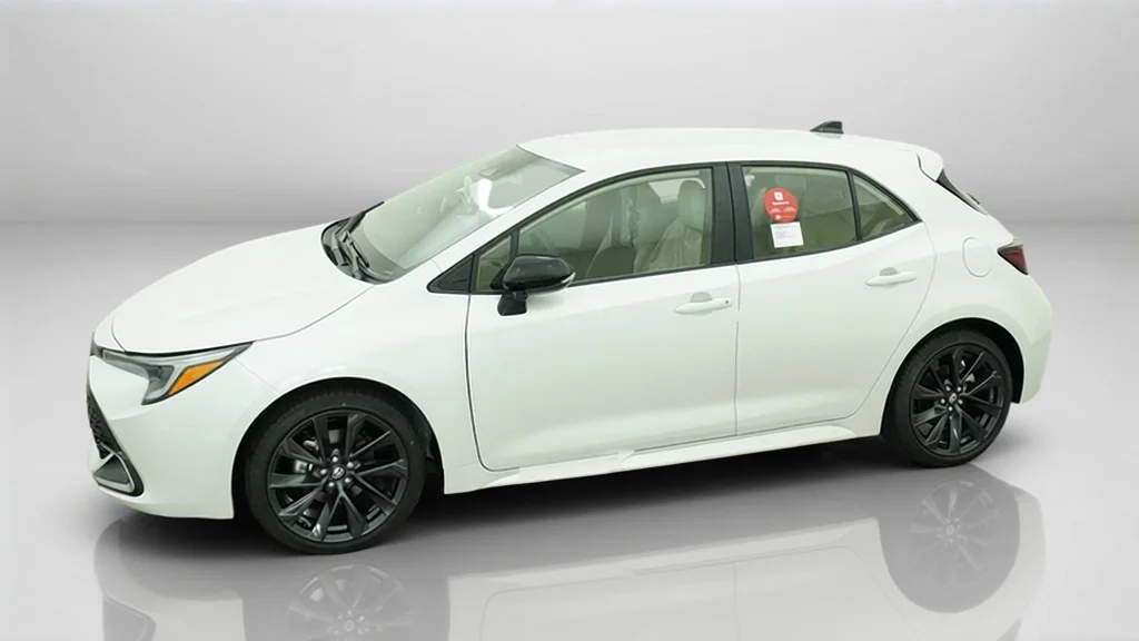New 2027 Wind Chill Pearl Toyota XSE image 3