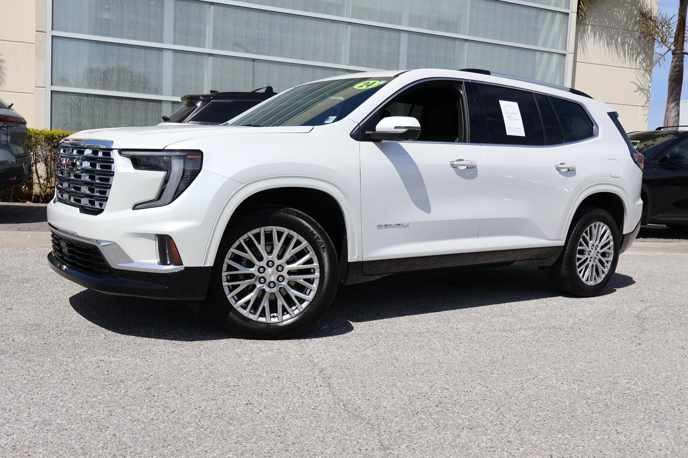 2024 GMC Acadia Denali AWD's photo