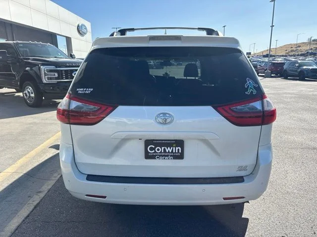 Used 2020 White Toyota XLE image 6