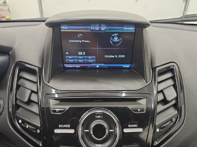 Used 2014 Ingot Silver Ford Titanium image 21