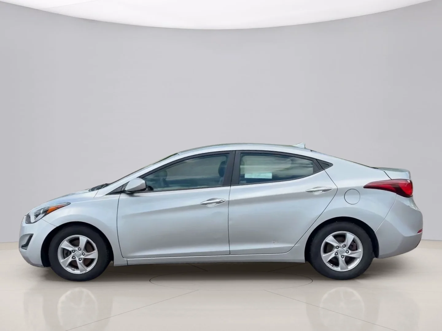 Used 2014 Silver Hyundai LIMITED image 2