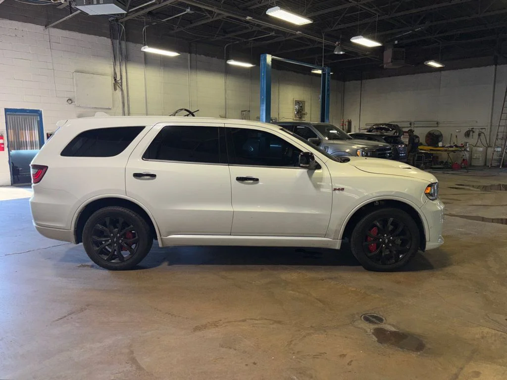 Used 2019 White Knuckle Clearcoat Dodge R/T image 5