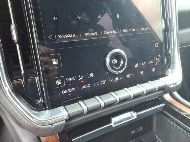 Used 2025 Summit White GMC Denali image 8