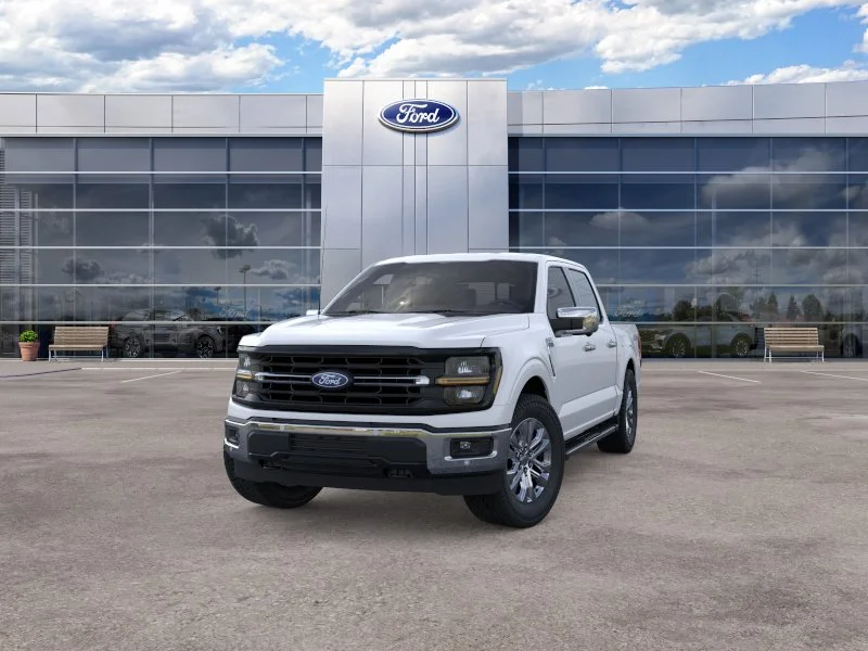 New 2026 Oxford White Ford XLT image 2