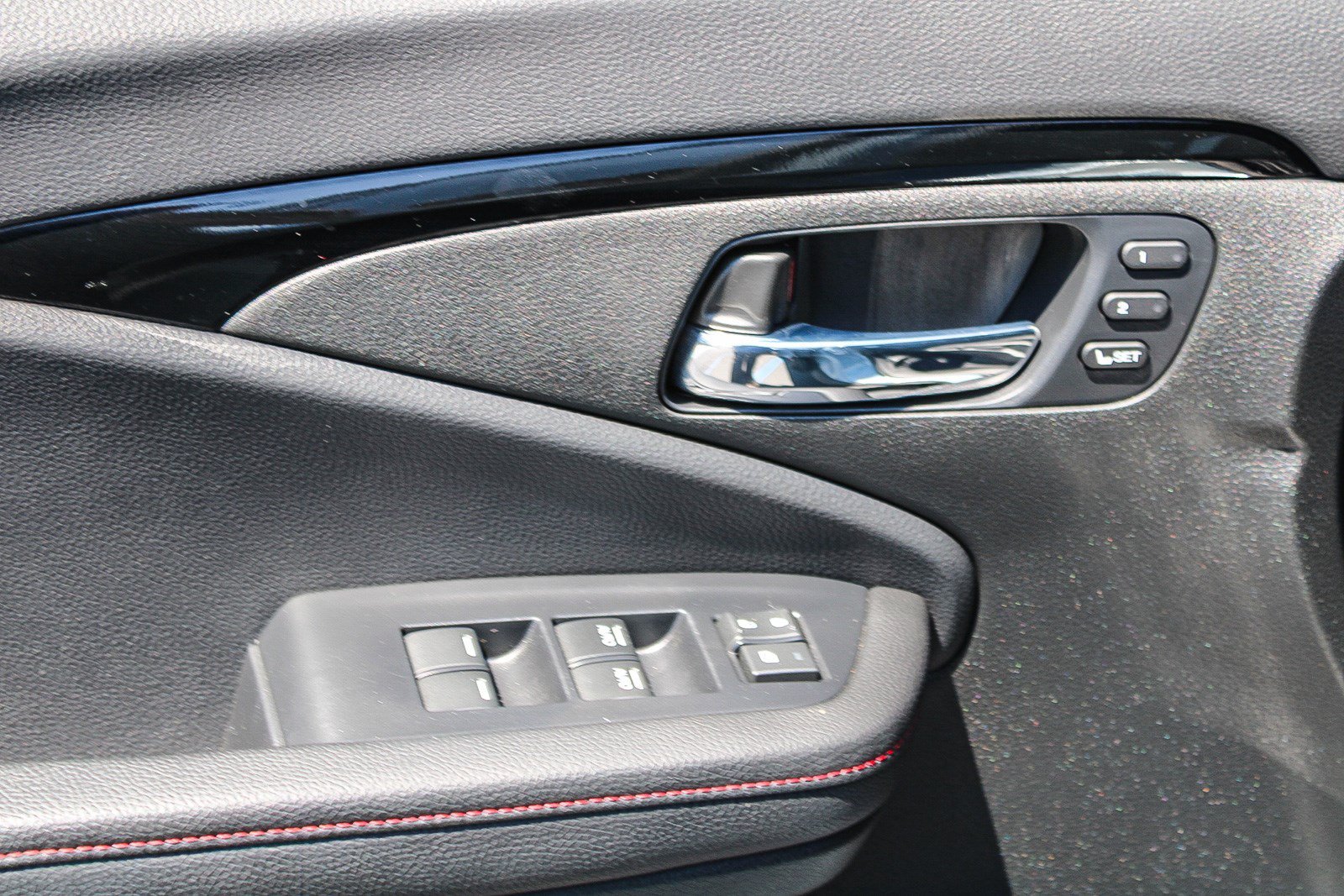 2025 Honda Ridgeline Black Edition - Photo 21