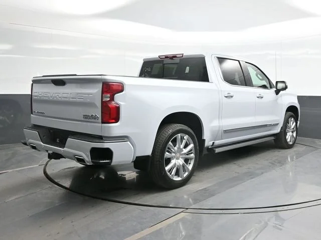 2026 Chevrolet Silverado 1500 High Country - Photo 9