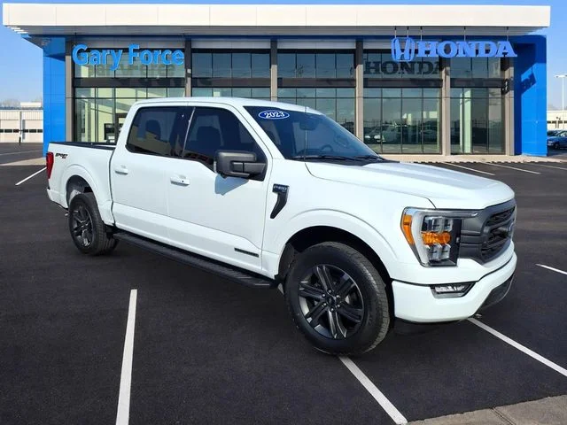 Used 2023 Oxford White Ford XLT image 1