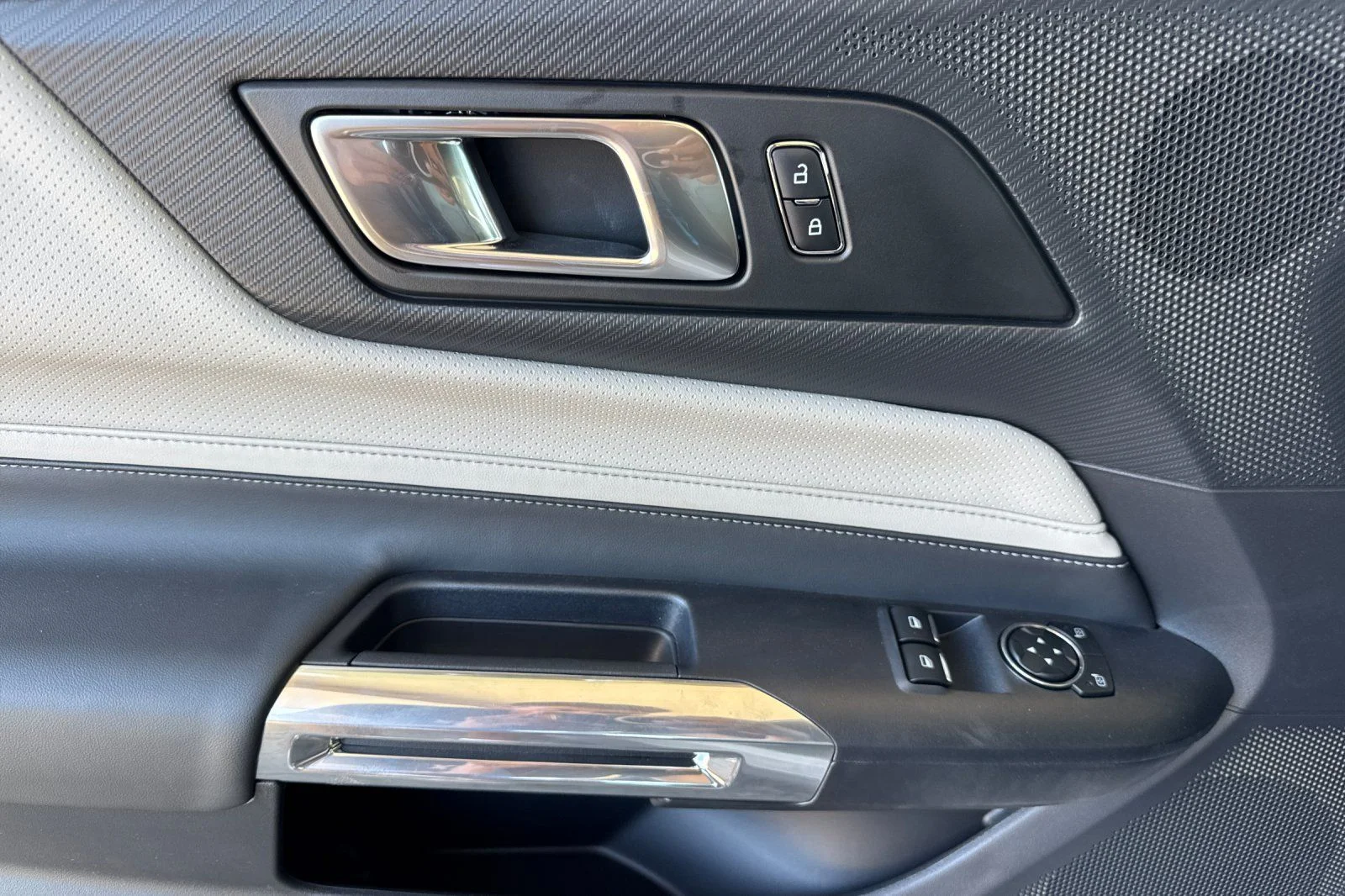 New 2026 Avalanche Gray Ford GT Premium Fastback image 14