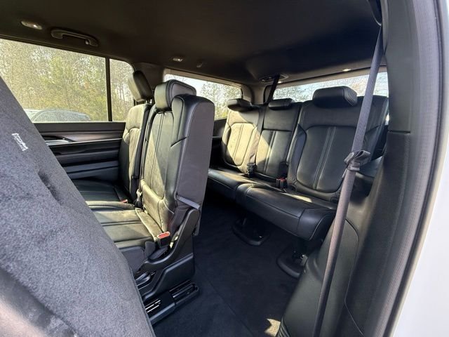 2023 Jeep Wagoneer Series II - Photo 13