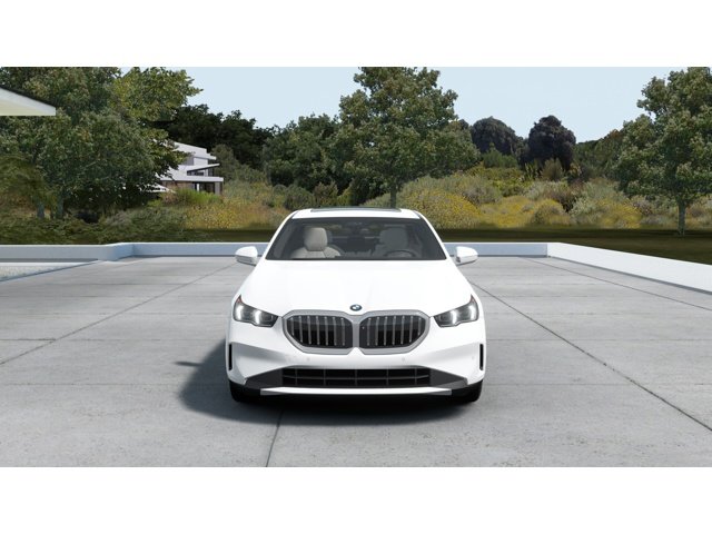 New 2027 Alpine White BMW  image 3