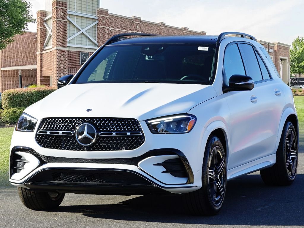 Used 2026 MANUFAKTUR Moonlight White Magno Mercedes-Benz GLE 350 image 4
