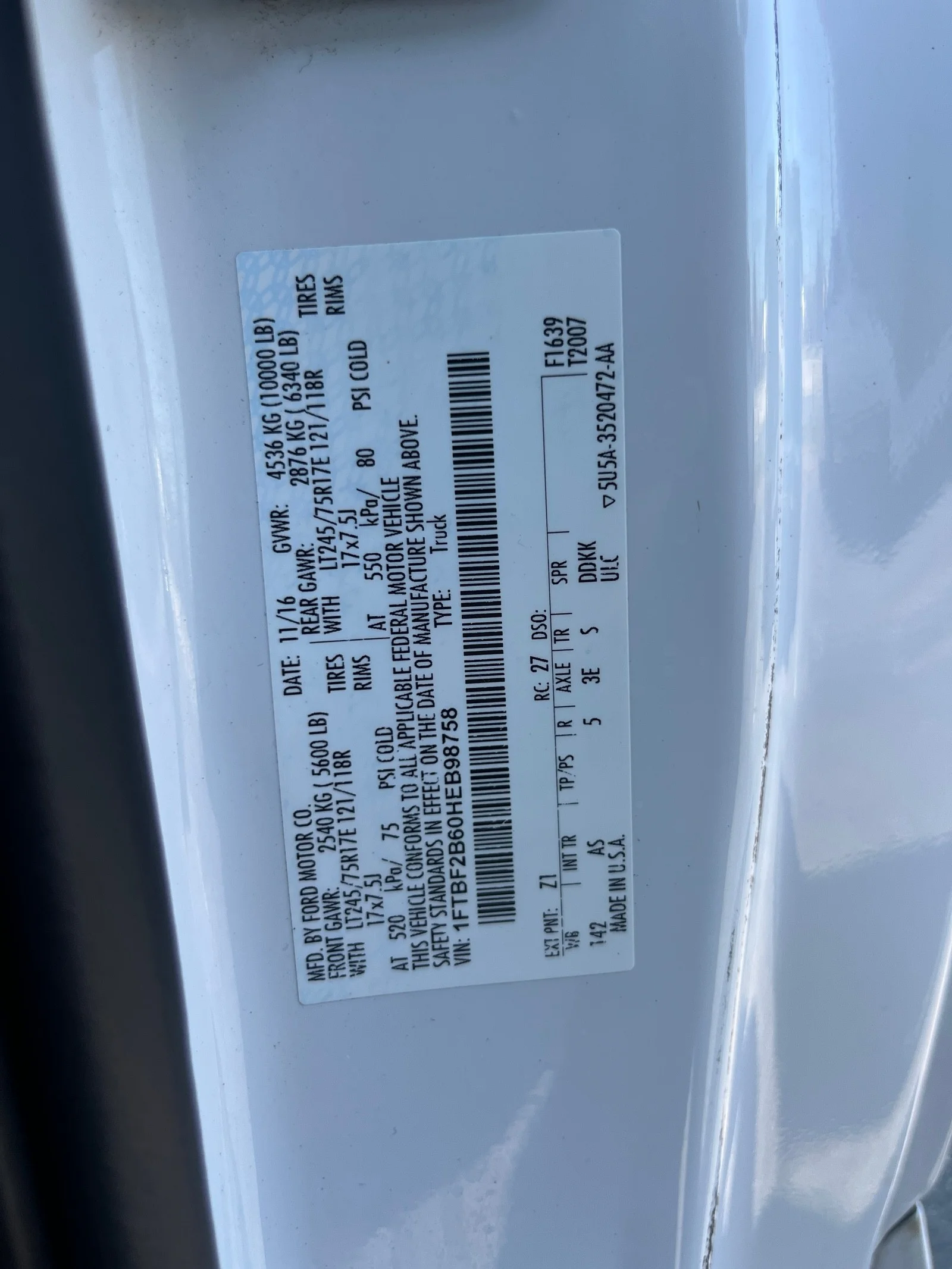 Used 2017 Oxford White Ford XL4WD REG CAB 8 BOX image 13