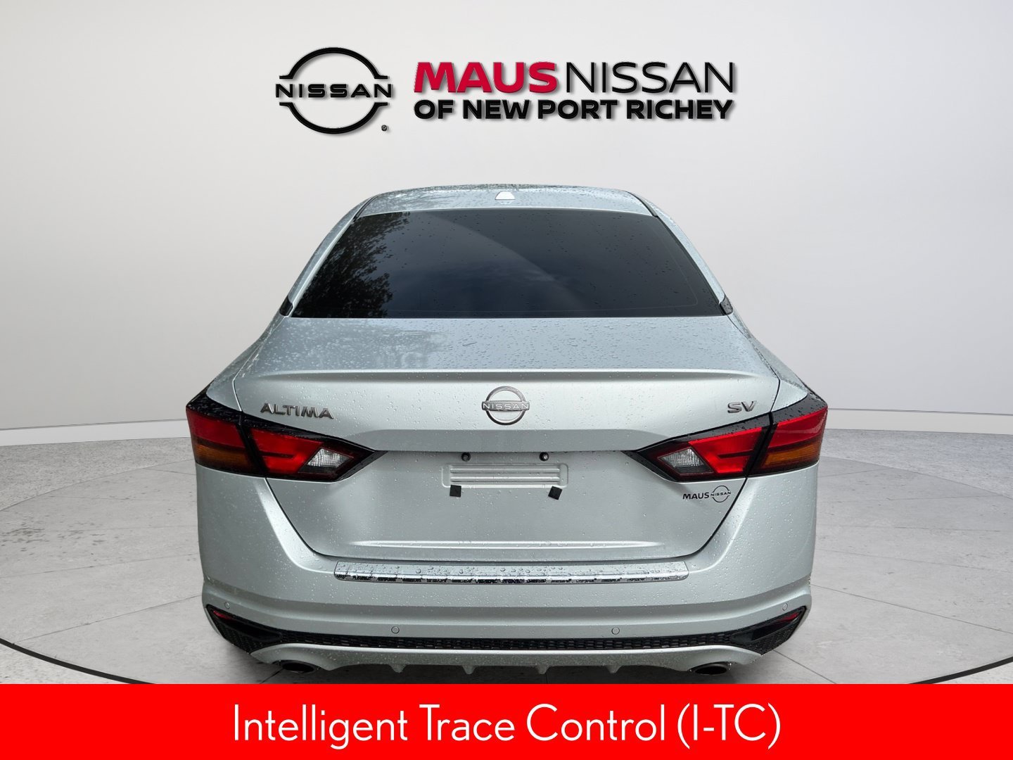 Used 2023 Silver Nissan 2.5 SV image 7