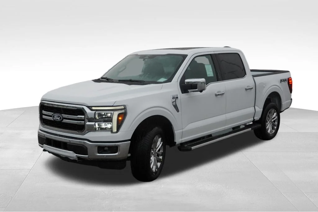New 2026 Oxford White Ford Lariat image 7